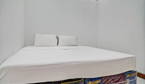 Basic Double Room