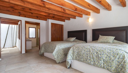 Classic House, 6 Bedrooms
