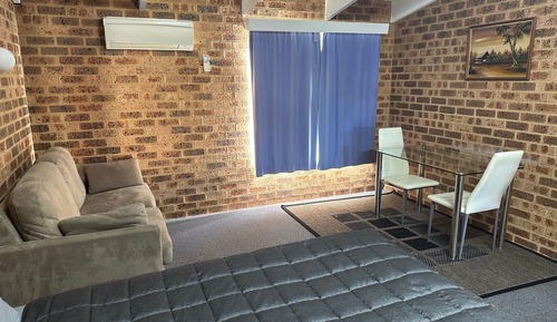 Family Room, Multiple Beds