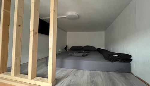 Room European Area 5
