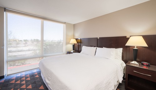 Family Suite, Balcony, Mountain View