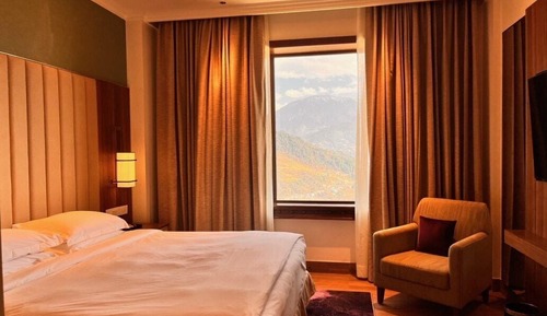 Suite (Vivanta)