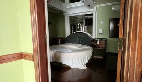 Premium Suite
