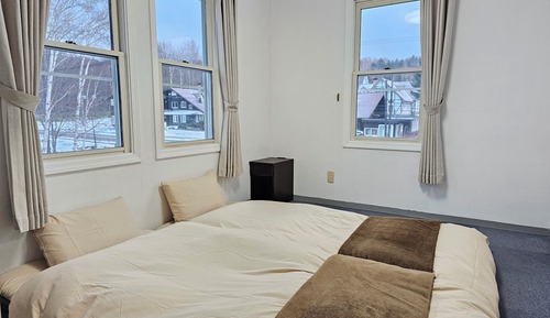 Basic Twin Room