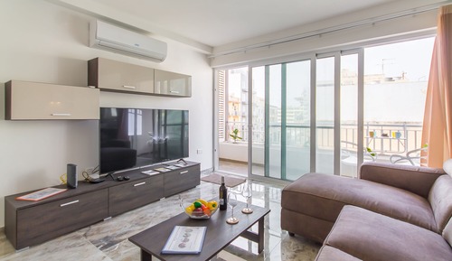 Family Apartment, 2 Bedrooms, Refrigerator & Microwave (Palm Modern Apart 200mt From Sea)