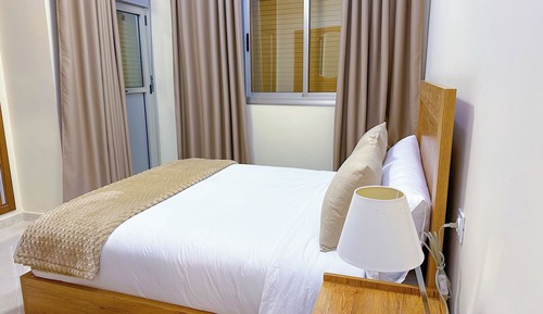 Deluxe Apartment