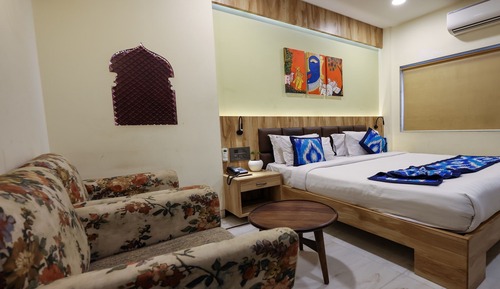 Royal Room