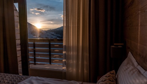 Panoramic Room