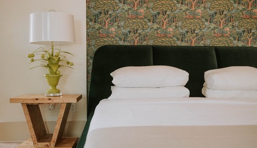 Deluxe Room (Blue Vervain)