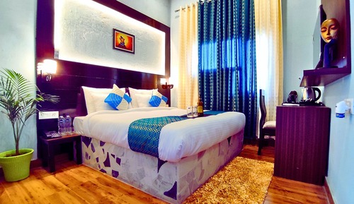Economy Room
