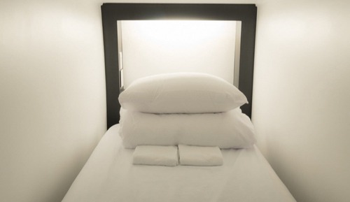 Economy Shared Dormitory, Men only, Non Smoking (8 Persons)