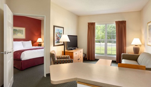 Suite, 1 King Bed, Non Smoking (2 Room)