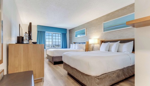 Deluxe Room, 2 Double Beds