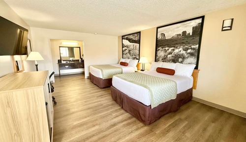 Room, 2 Queen Beds, Non Smoking