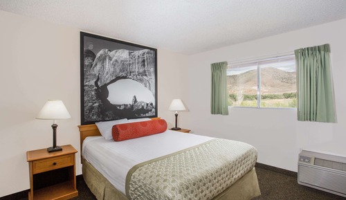 Room, 1 Queen Bed, Accessible, Non Smoking
