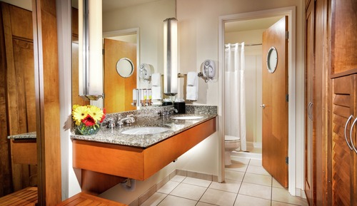 Junior Suite (Montlake)