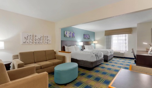 Suite, 2 Double Beds, Non Smoking