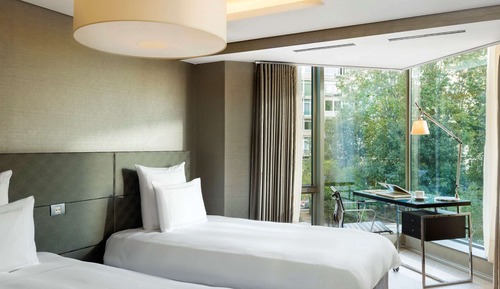 Room, 2 Bedrooms