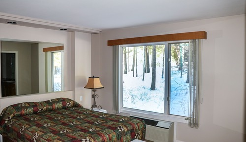 Classic Condo, 2 Bedrooms, 2 Bathrooms
