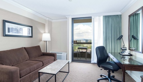 Deluxe Room (View, Columbia Tower)