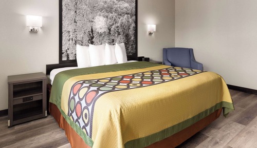 Standard Room, 1 King Bed
