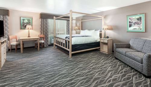 Suite, 1 King Bed
