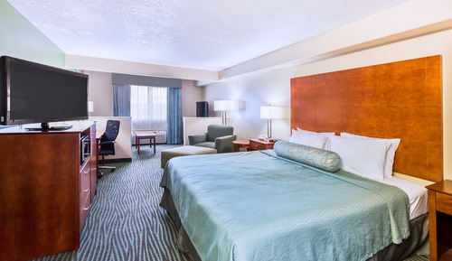 Suite, 1 King Bed, Non Smoking