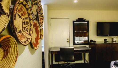Standard Room, 1 Queen Bed (Single Queen Room)