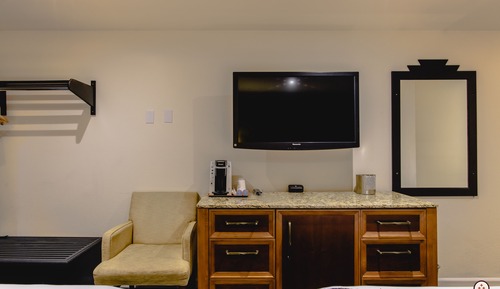 Room, 2 Queen Beds, Accessible (Handicap Accessible Double Queen Room)