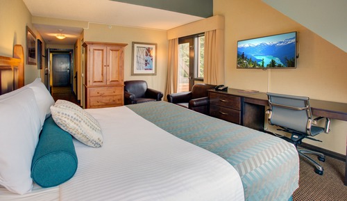 Comfort Room, 1 King Bed, Balcony