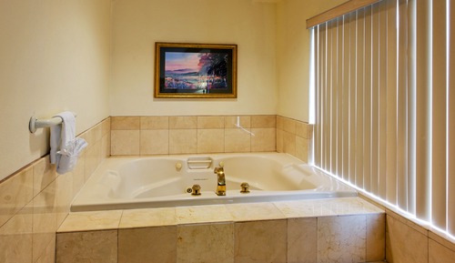 Suite, 1 King Bed, Jetted Tub (Master)