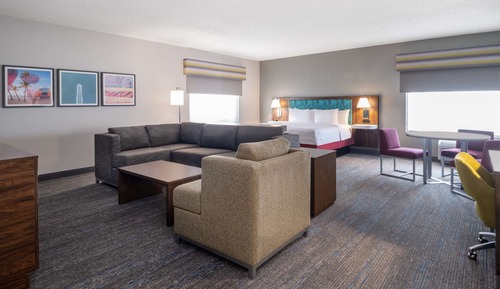 Suite, 1 King Bed with Sofa bed, Non Smoking
