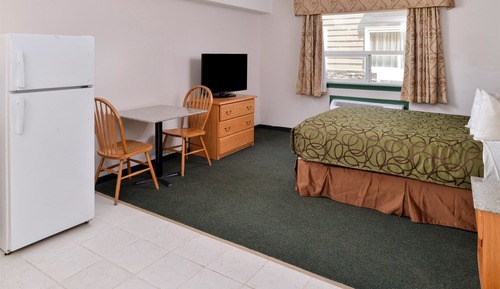 Room, 2 Queen Beds, Non Smoking, Kitchenette