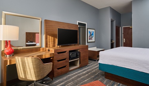 Standard Room One King Bed