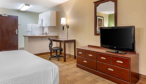 Studio Suite, 1 Queen Bed, Non Smoking