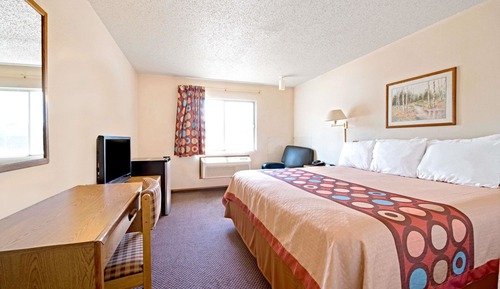 Standard Room, 1 Queen Bed, Accessible