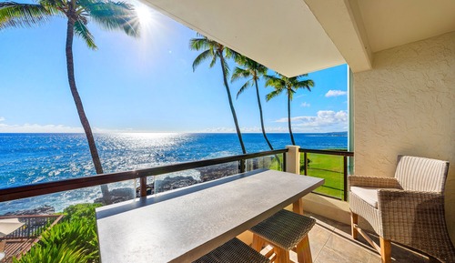 Deluxe Suite, 2 Bedrooms, 2 Bathrooms, Oceanfront