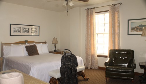 Standard, One King Bed