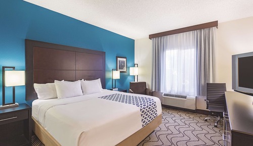 Room, 1 King Bed, Accessible, Non Smoking (Mobility)