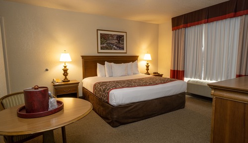 Suite, 1 King Bed, Non Smoking, Jetted Tub