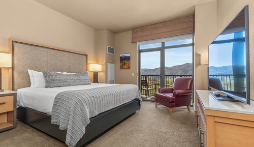 Condo, 1 Bedroom (1 Bath)