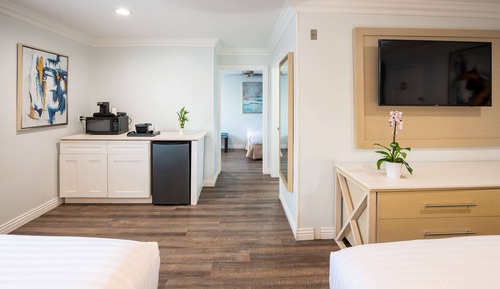Suite, Non Smoking (Two-Bedroom)