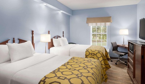 Room, 2 Double Beds, Non Smoking (Pet Friendly)