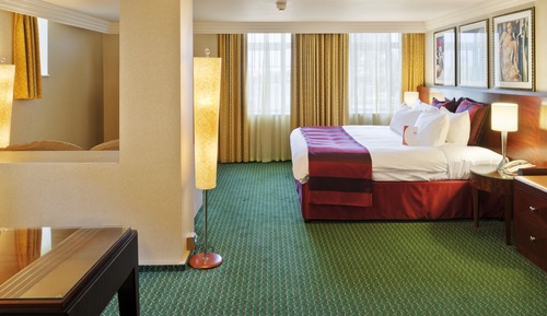 Premium Room, 1 Queen Bed