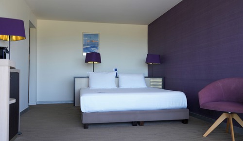 Classic Double Room, City View