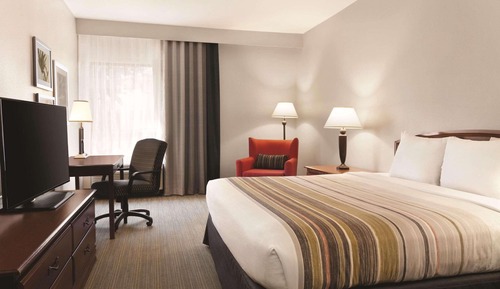 Studio Suite, 1 King Bed, Non Smoking