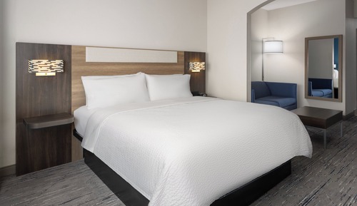 Standard Room, 1 King Bed, Jetted Tub