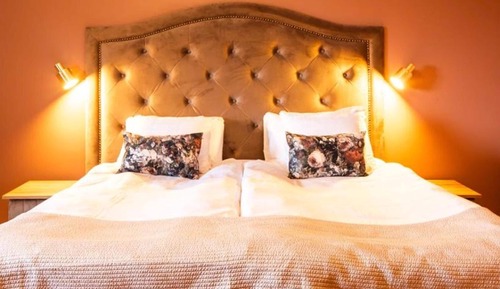 Suite, 1 King Bed, Non Smoking