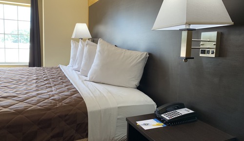 Room, 1 King Bed, Non Smoking (Efficiency)