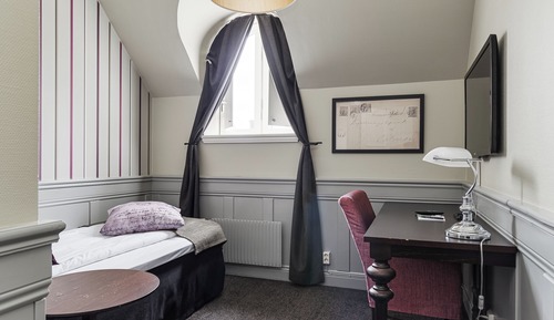 Single Room (Compact)
